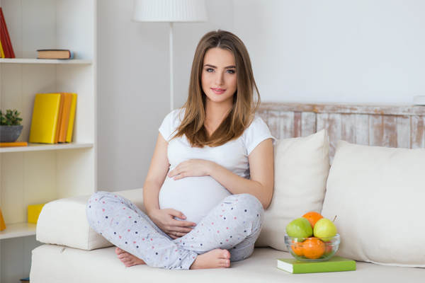 ¿Cuál es la acción de los progestágenos en el embarazo?